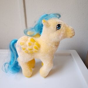 Vintage 1986 MY LITTLE PONY So Soft Bouncy Yellow Pegasus Fuzzy Hasbro MLP